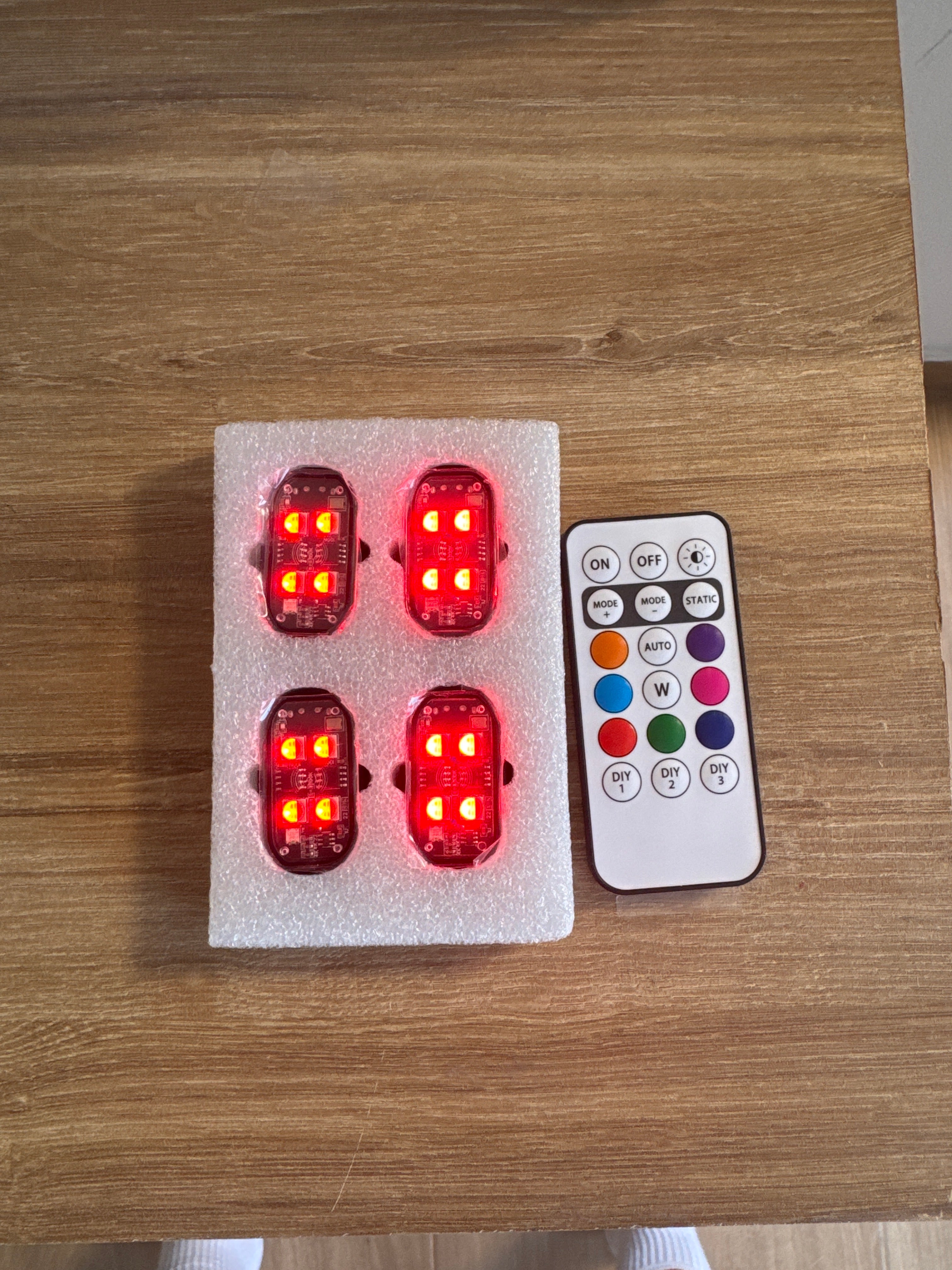 Led RGB φώτα. Ιδανικό για το σαλόνι του αμαξιού σου